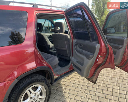 Красный Хонда СРВ, объемом двигателя 1.97 л и пробегом 261 тыс. км за 5300 $, фото 6 на Automoto.ua