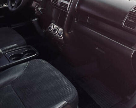 Красный Хонда СРВ, объемом двигателя 2 л и пробегом 408 тыс. км за 6500 $, фото 19 на Automoto.ua