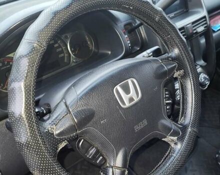 Красный Хонда СРВ, объемом двигателя 2 л и пробегом 257 тыс. км за 6876 $, фото 5 на Automoto.ua