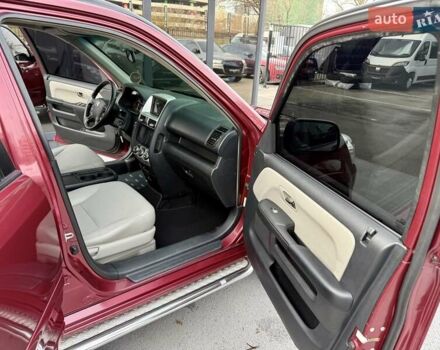 Красный Хонда СРВ, объемом двигателя 2 л и пробегом 321 тыс. км за 7900 $, фото 40 на Automoto.ua