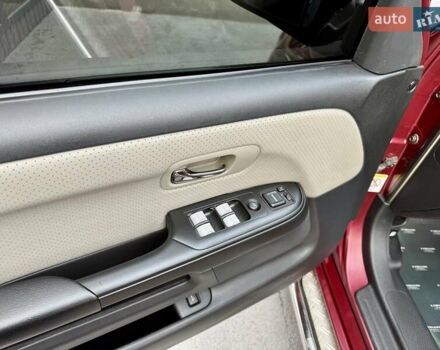 Красный Хонда СРВ, объемом двигателя 2 л и пробегом 321 тыс. км за 7900 $, фото 28 на Automoto.ua