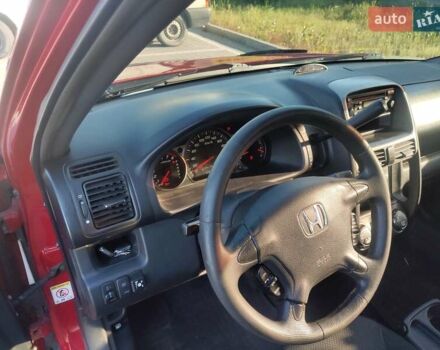 Красный Хонда СРВ, объемом двигателя 2 л и пробегом 216 тыс. км за 8500 $, фото 6 на Automoto.ua