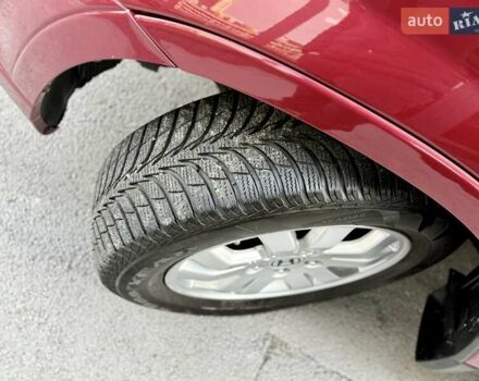Красный Хонда СРВ, объемом двигателя 2 л и пробегом 321 тыс. км за 7900 $, фото 23 на Automoto.ua