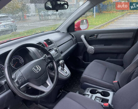 Красный Хонда СРВ, объемом двигателя 2 л и пробегом 270 тыс. км за 9800 $, фото 3 на Automoto.ua