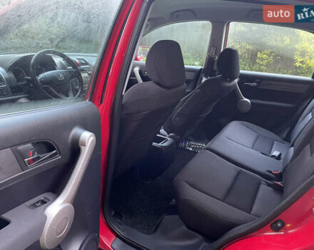 Красный Хонда СРВ, объемом двигателя 2 л и пробегом 270 тыс. км за 9800 $, фото 16 на Automoto.ua