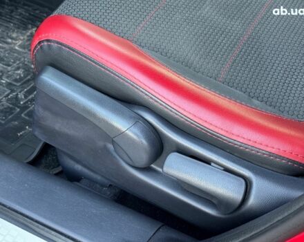 Красный Хонда СРВ, объемом двигателя 2.4 л и пробегом 240 тыс. км за 10990 $, фото 14 на Automoto.ua