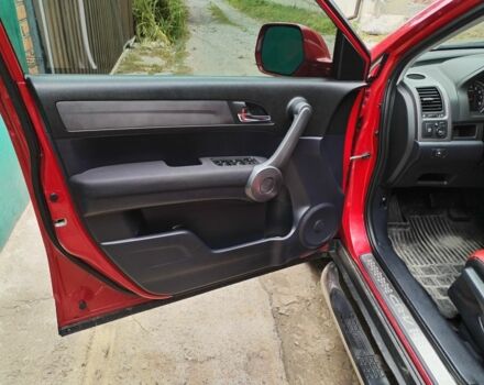 Красный Хонда СРВ, объемом двигателя 2.4 л и пробегом 235 тыс. км за 10500 $, фото 2 на Automoto.ua