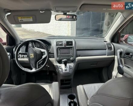 Красный Хонда СРВ, объемом двигателя 2.4 л и пробегом 204 тыс. км за 10000 $, фото 7 на Automoto.ua