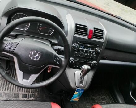 Красный Хонда СРВ, объемом двигателя 2.4 л и пробегом 235 тыс. км за 10500 $, фото 7 на Automoto.ua