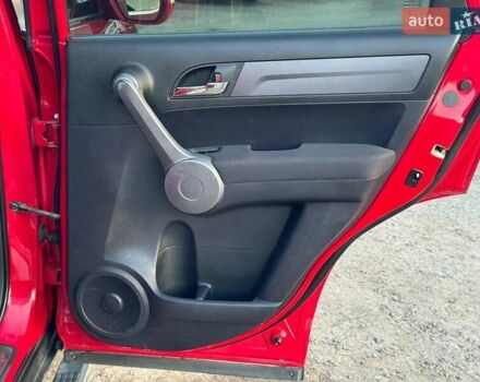 Красный Хонда СРВ, объемом двигателя 2.4 л и пробегом 240 тыс. км за 10990 $, фото 22 на Automoto.ua