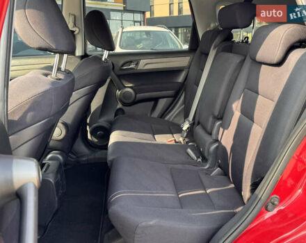 Красный Хонда СРВ, объемом двигателя 2.2 л и пробегом 265 тыс. км за 10900 $, фото 16 на Automoto.ua