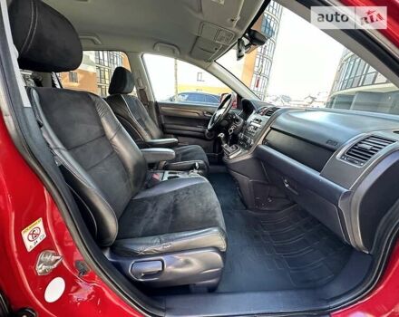 Красный Хонда СРВ, объемом двигателя 2.2 л и пробегом 190 тыс. км за 12888 $, фото 101 на Automoto.ua