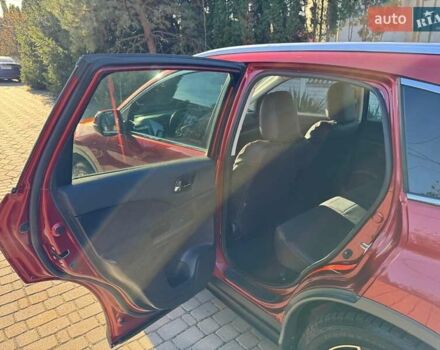 Красный Хонда СРВ, объемом двигателя 2 л и пробегом 153 тыс. км за 14300 $, фото 13 на Automoto.ua