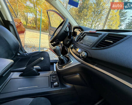 Красный Хонда СРВ, объемом двигателя 2.2 л и пробегом 293 тыс. км за 16599 $, фото 32 на Automoto.ua