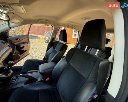 Хонда СРВ 2013 в Трускавце на Automoto.ua Красный Хонда СРВ, объемом двигателя 2.2 л и пробегом 293 тыс. км за 16599 $, фото 52 на Automoto.ua