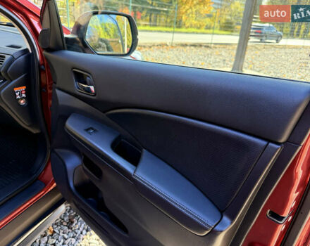 Красный Хонда СРВ, объемом двигателя 2.2 л и пробегом 293 тыс. км за 16599 $, фото 26 на Automoto.ua