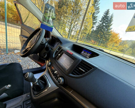 Красный Хонда СРВ, объемом двигателя 2.2 л и пробегом 293 тыс. км за 16599 $, фото 30 на Automoto.ua