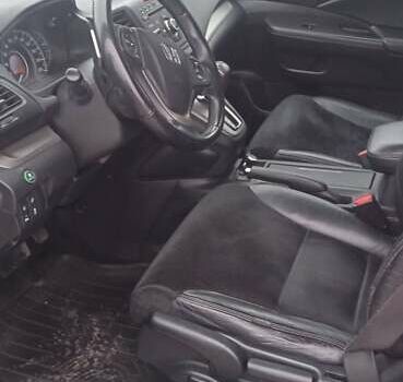 Красный Хонда СРВ, объемом двигателя 2.2 л и пробегом 209 тыс. км за 16950 $, фото 3 на Automoto.ua