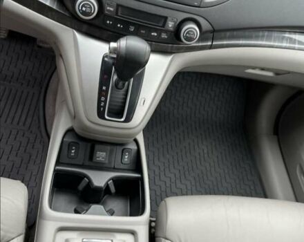 Красный Хонда СРВ, объемом двигателя 2.35 л и пробегом 228 тыс. км за 16500 $, фото 10 на Automoto.ua