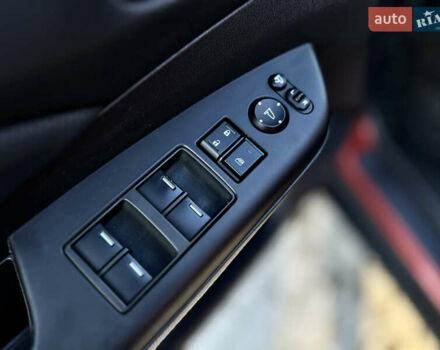 Красный Хонда СРВ, объемом двигателя 1.6 л и пробегом 121 тыс. км за 21700 $, фото 27 на Automoto.ua