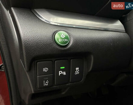 Красный Хонда СРВ, объемом двигателя 1.6 л и пробегом 238 тыс. км за 15500 $, фото 42 на Automoto.ua