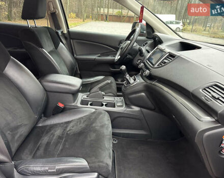 Красный Хонда СРВ, объемом двигателя 1.6 л и пробегом 238 тыс. км за 15500 $, фото 66 на Automoto.ua