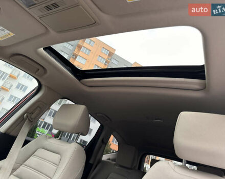 Червоний Хонда СРВ, об'ємом двигуна 1.5 л та пробігом 103 тис. км за 16900 $, фото 17 на Automoto.ua