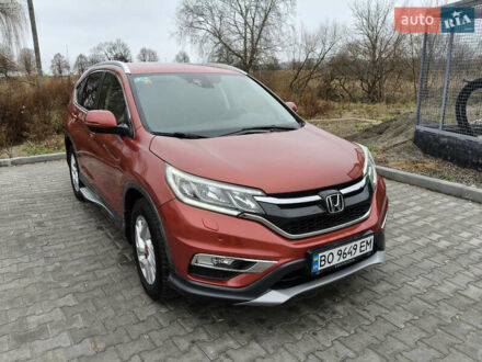 Красный Хонда СРВ, объемом двигателя 1.6 л и пробегом 213 тыс. км за 16000 $, фото 1 на Automoto.ua