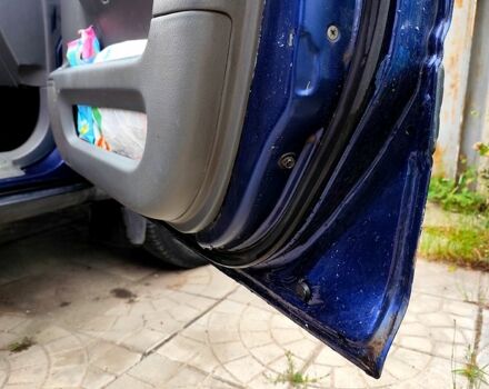 Хонда СРВ, объемом двигателя 2 л и пробегом 300 тыс. км за 3500 $, фото 2 на Automoto.ua