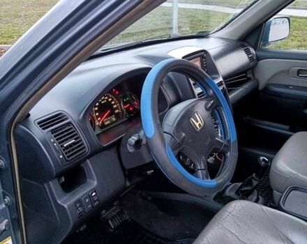 Хонда СРВ, объемом двигателя 2.2 л и пробегом 300 тыс. км за 4999 $, фото 11 на Automoto.ua