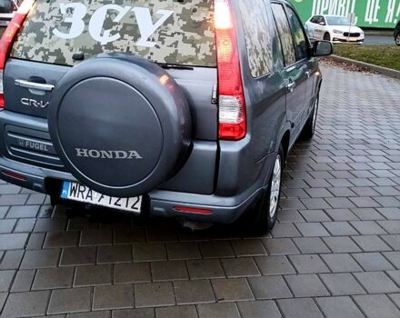 Хонда СРВ, объемом двигателя 2.2 л и пробегом 300 тыс. км за 4999 $, фото 4 на Automoto.ua