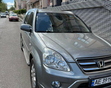 Хонда СРВ, объемом двигателя 2 л и пробегом 196 тыс. км за 8000 $, фото 4 на Automoto.ua