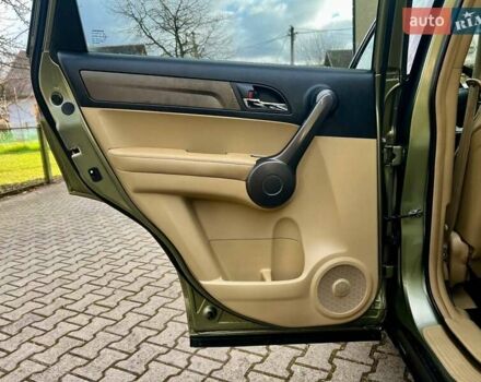 Хонда СРВ, объемом двигателя 2.2 л и пробегом 206 тыс. км за 12299 $, фото 18 на Automoto.ua