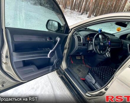 Хонда СРВ, об'ємом двигуна 2 л та пробігом 240 тис. км за 10000 $, фото 9 на Automoto.ua