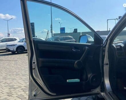 Хонда СРВ, объемом двигателя 2.2 л и пробегом 196 тыс. км за 15000 $, фото 8 на Automoto.ua
