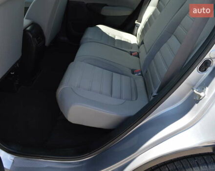 Хонда СРВ, объемом двигателя 2.36 л и пробегом 148 тыс. км за 19999 $, фото 9 на Automoto.ua