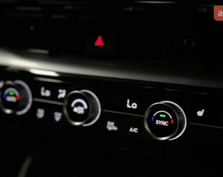 Хонда СРВ, об'ємом двигуна 1.99 л та пробігом 0 тис. км за 49906 $, фото 35 на Automoto.ua