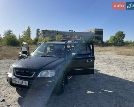 Хонда СРВ, объемом двигателя 2 л и пробегом 357 тыс. км за 5600 $, фото 1 на Automoto.ua