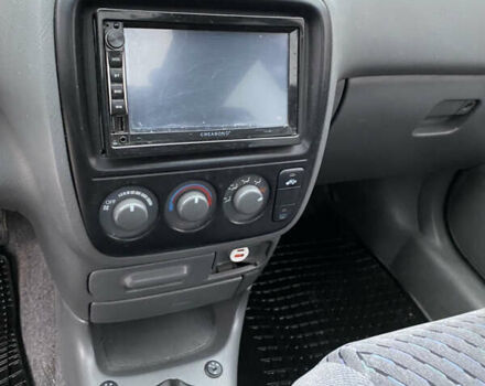 Жовтий Хонда СРВ, об'ємом двигуна 1.97 л та пробігом 400 тис. км за 4900 $, фото 14 на Automoto.ua