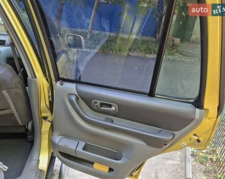 Желтый Хонда СРВ, объемом двигателя 2 л и пробегом 307 тыс. км за 5100 $, фото 19 на Automoto.ua