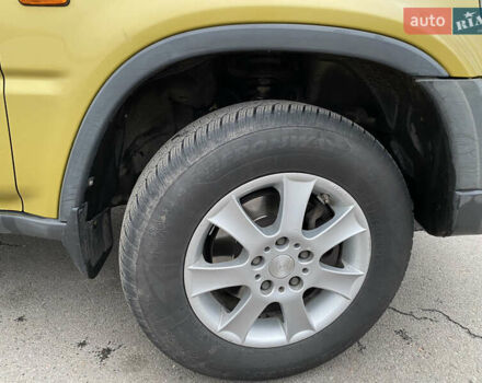 Жовтий Хонда СРВ, об'ємом двигуна 1.97 л та пробігом 400 тис. км за 4900 $, фото 10 на Automoto.ua