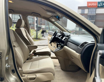 Желтый Хонда СРВ, объемом двигателя 2.4 л и пробегом 297 тыс. км за 8990 $, фото 22 на Automoto.ua