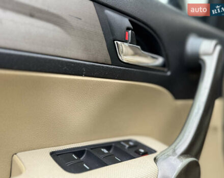 Желтый Хонда СРВ, объемом двигателя 2.4 л и пробегом 297 тыс. км за 8990 $, фото 16 на Automoto.ua