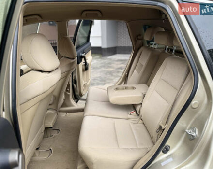 Желтый Хонда СРВ, объемом двигателя 2.4 л и пробегом 297 тыс. км за 8990 $, фото 17 на Automoto.ua