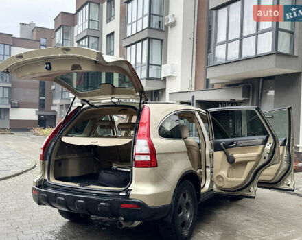 Желтый Хонда СРВ, объемом двигателя 2.4 л и пробегом 297 тыс. км за 8990 $, фото 34 на Automoto.ua