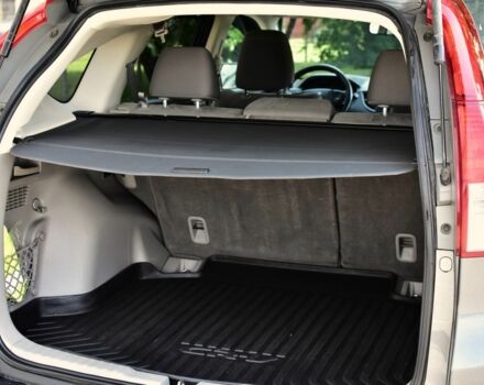 Хонда СРВ 2013 в Запорожье на Automoto.ua Серый Хонда СРВ, объемом двигателя 2.4 л и пробегом 189 тыс. км за 8300 $, фото 23 на Automoto.ua