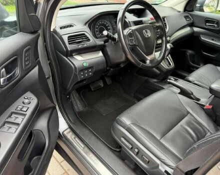 Хонда СРВ 2013 в Киеве на Automoto.ua Серый Хонда СРВ, объемом двигателя 2.2 л и пробегом 178 тыс. км за 7900 $, фото 10 на Automoto.ua