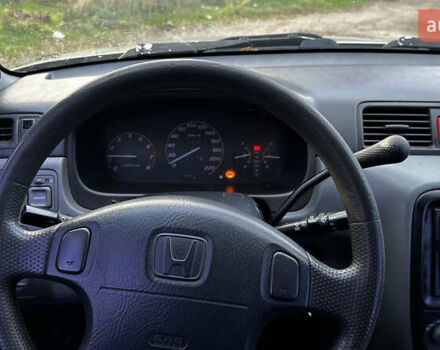 Серый Хонда СРВ, объемом двигателя 2 л и пробегом 312 тыс. км за 5000 $, фото 12 на Automoto.ua