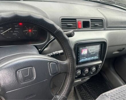 Серый Хонда СРВ, объемом двигателя 2 л и пробегом 317 тыс. км за 2050 $, фото 7 на Automoto.ua