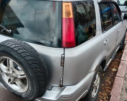 Серый Хонда СРВ, объемом двигателя 2 л и пробегом 404 тыс. км за 4000 $, фото 2 на Automoto.ua